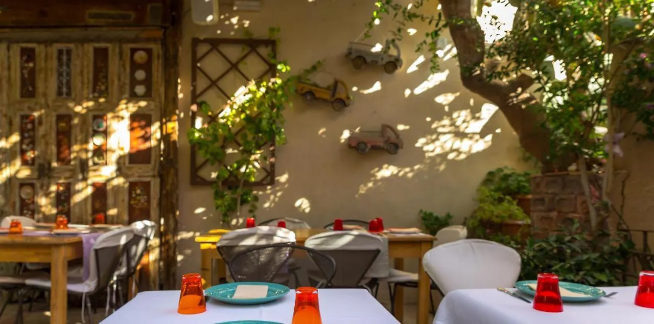 Avli Lounge Apartments Rethymno  Hotel